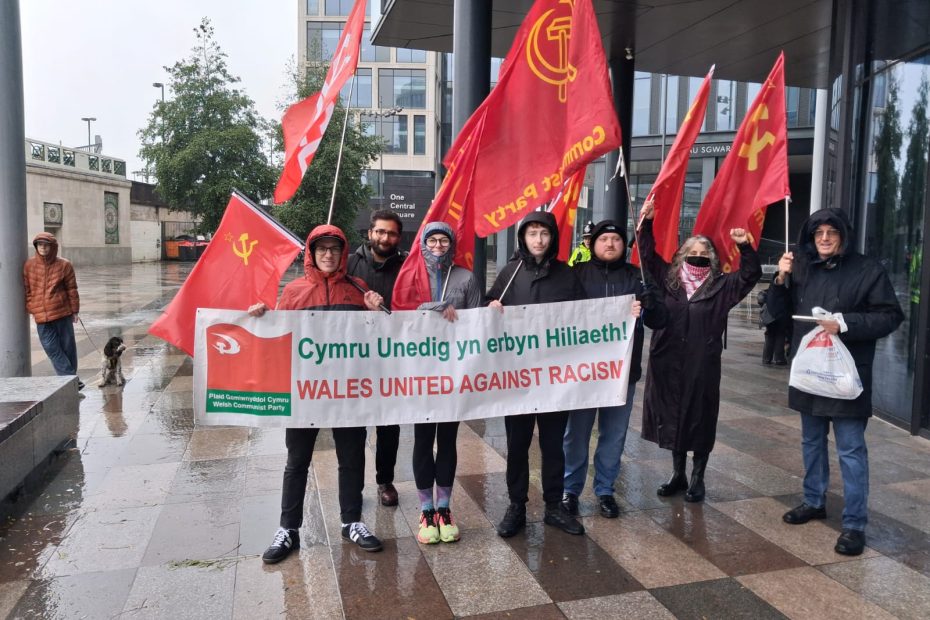Welsh Communists join the Cardiff Unity March